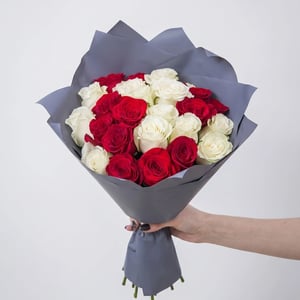 Букет из 25 роз микс 60 см