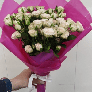 Букет из кустовых Роз