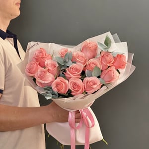 Букет из 15 розовых роз "Очарование нежн