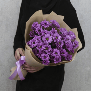 Букет из 7 сиреневых хризантем