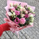 Букет «Нежность» из роз и эустом