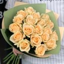 Букет из 19 персиковых роз