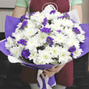 Букет пушистых хризантем и статицы