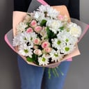 Букет «Нежность» из роз и хризантем