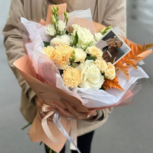 Букет «Коллекция 2024. Для мамы Твоя нежность» из роз и эустом