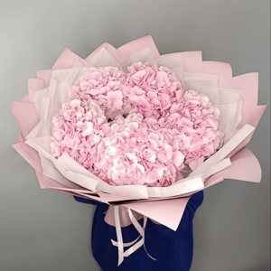 Букет из 5 розовых гортензий