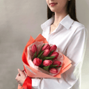 Букет из 9 красных тюльпанов