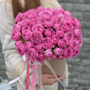 Шляпная коробка с цветами «31 Пионовидная роз Мисти Баблз в коробке»