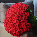 Букет из 69 красных роз