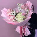 Букет с розами сорта Эсперанса для мамы