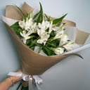 Букет из альстромерий