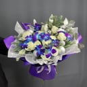 новогодний букет с нобилисом из роз