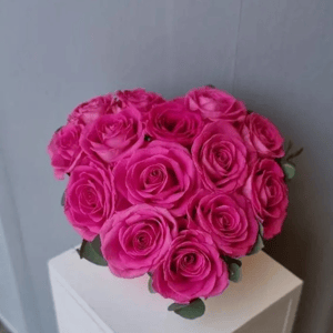 Композиция в форме сердца «Розовый Заряд»