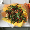 Букет с альстромерией