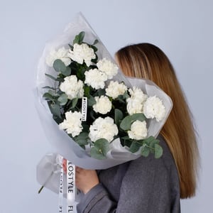 Монобукет из белых диантусов