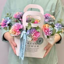 Коробка с цветами «Мармелад композиция из диантусов» из гвоздик