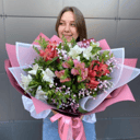 Букет «Милашка» из альстромерий и гипсофил