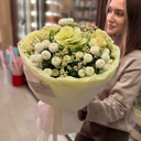 Букет «Мамина радость» из ромашек и роз