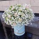 Композиция «Облачко нежности» из гипсофил и гвоздик