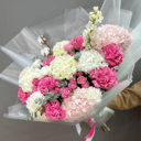 Авторский букет Заветная мечта 1169 из гортензий и гвоздик