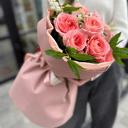 Букет «Нотки персика» из роз