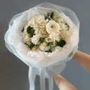 Белоснежный сборный букет из гортензий