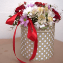 Шляпная коробка с цветами «Композиция из альстромерии, роз и хризантем»