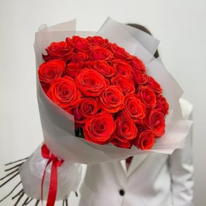 Красные розы 25шт букет