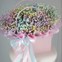Коробка с цветами «Гипсофила радужная в сумочке»