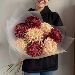 Букет хризантемы Бигуди Бордо и Авиньен