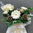 Шляпная коробка с цветами «Композиция из Французской розы и нобилис»