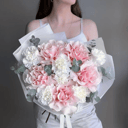 Букет «Французская роза диантус и эвкалипт»