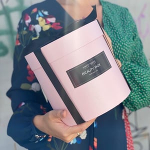 L: Подарочный набор косметики Любимой