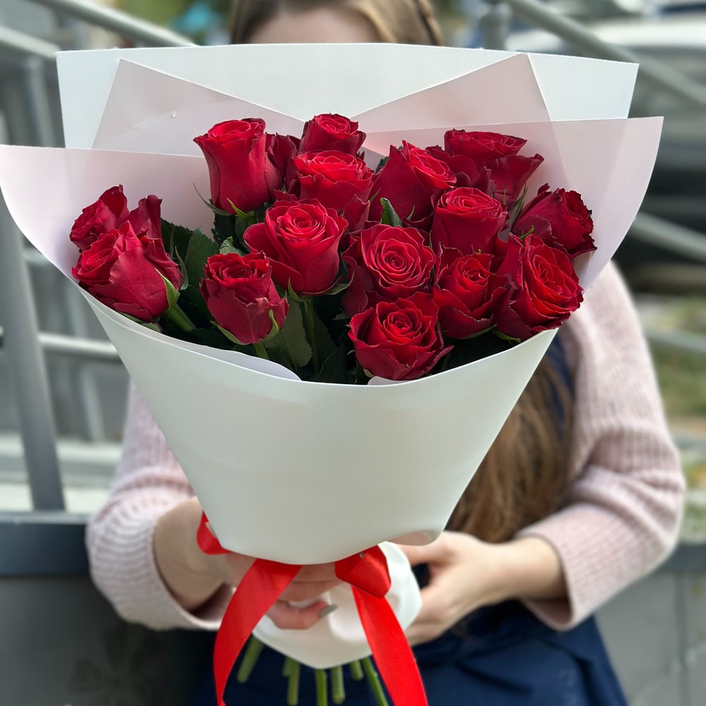 Букет из красных роз