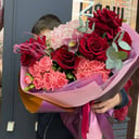 Сборный букет 1 из роз и гортензий