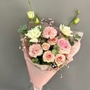 Букет «Кустовая роза, диантус , эустома»