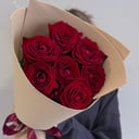 Букет красная роза Ред Наоми 7шт.