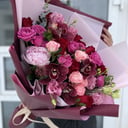 Букет «Малиновый сорбет» из роз и орхидей