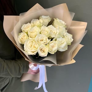 Букет белых роз