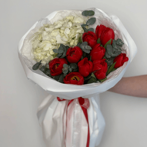 Букет с тюльпанами