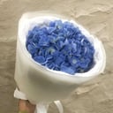Букет из синей гортензии