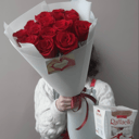 Букет 15 роз красных с рафаэлло