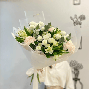 Букет «Свежесть» из хризантем и альстромерий