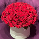 Шляпная коробка с цветами «Композиция из красной розы»