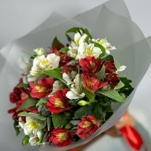 Букет из Альстромерии