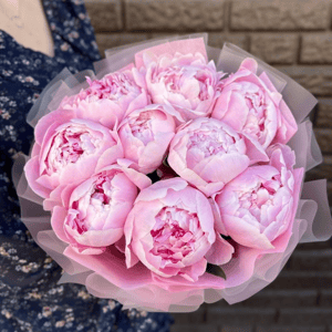 Букет «Ароматные пионы Сара розовые 9 шт»