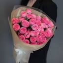 Монобукет ярких кустовых пионовидных роз