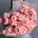 Букет из пионовидных кустовых Роз 1