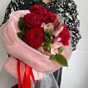 Букет-комплимент с красными розами