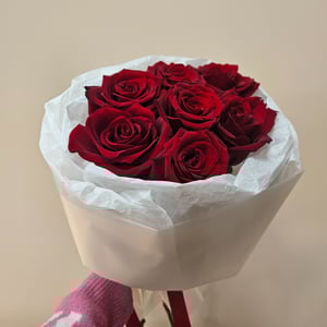 Букет из 7 красных роз